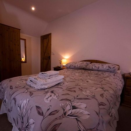 Polhilsa Farm Bed & Breakfast Callington Eksteriør bilde